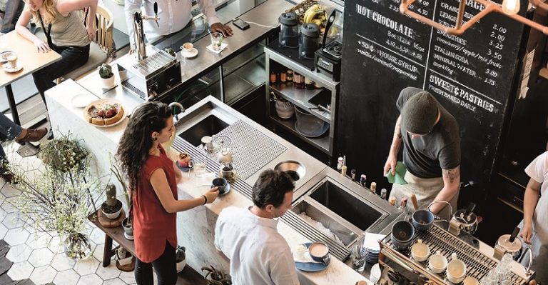 Servicios de bar y cafeteria